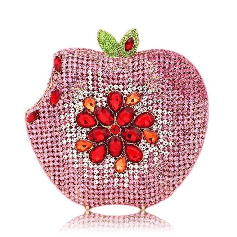 🍏✨ Elevate your evening look with our stunning APPLE RHINESTONE EVENING CLUTCH!